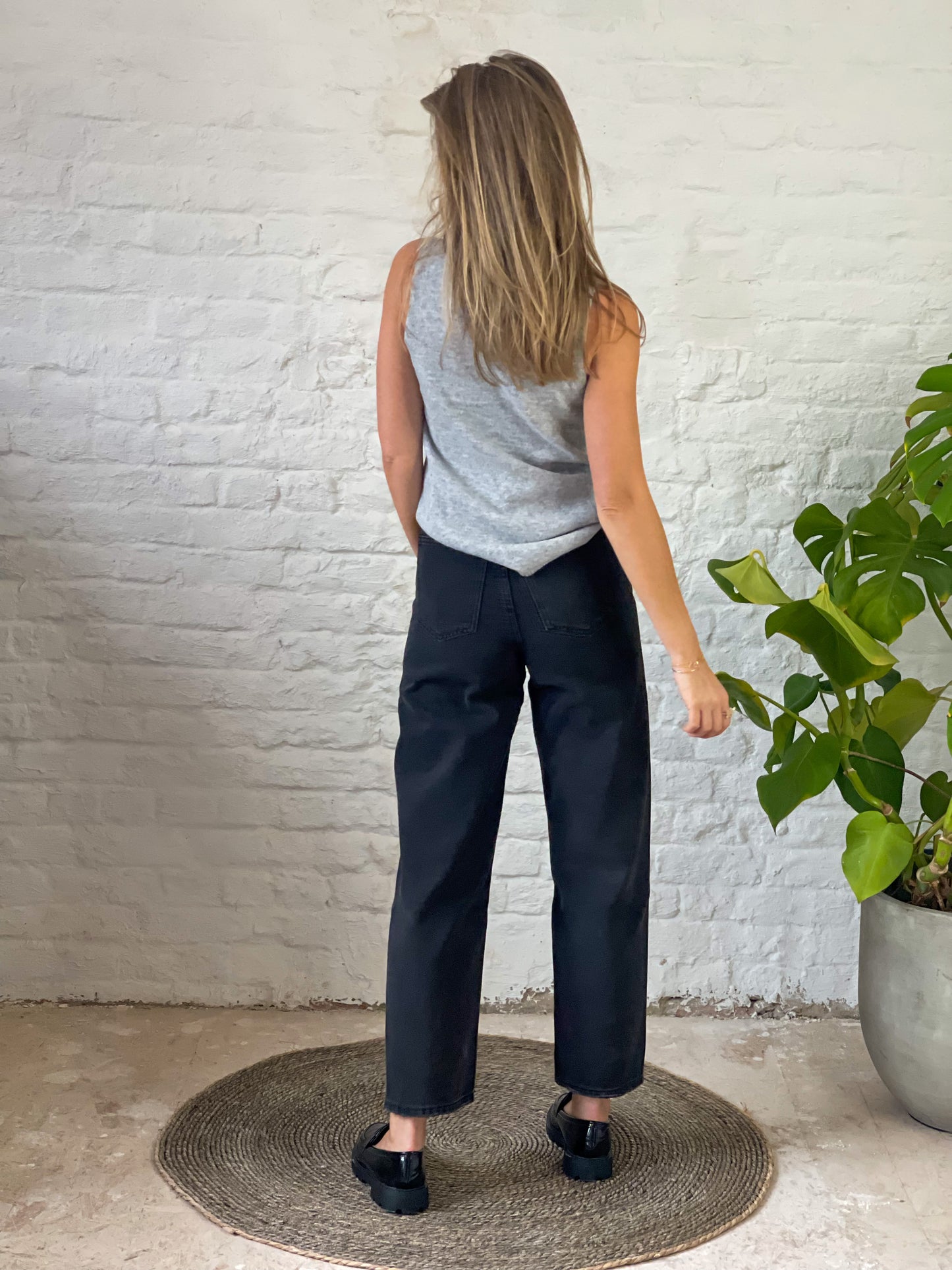 Lize hi-rise tapared leg zwart