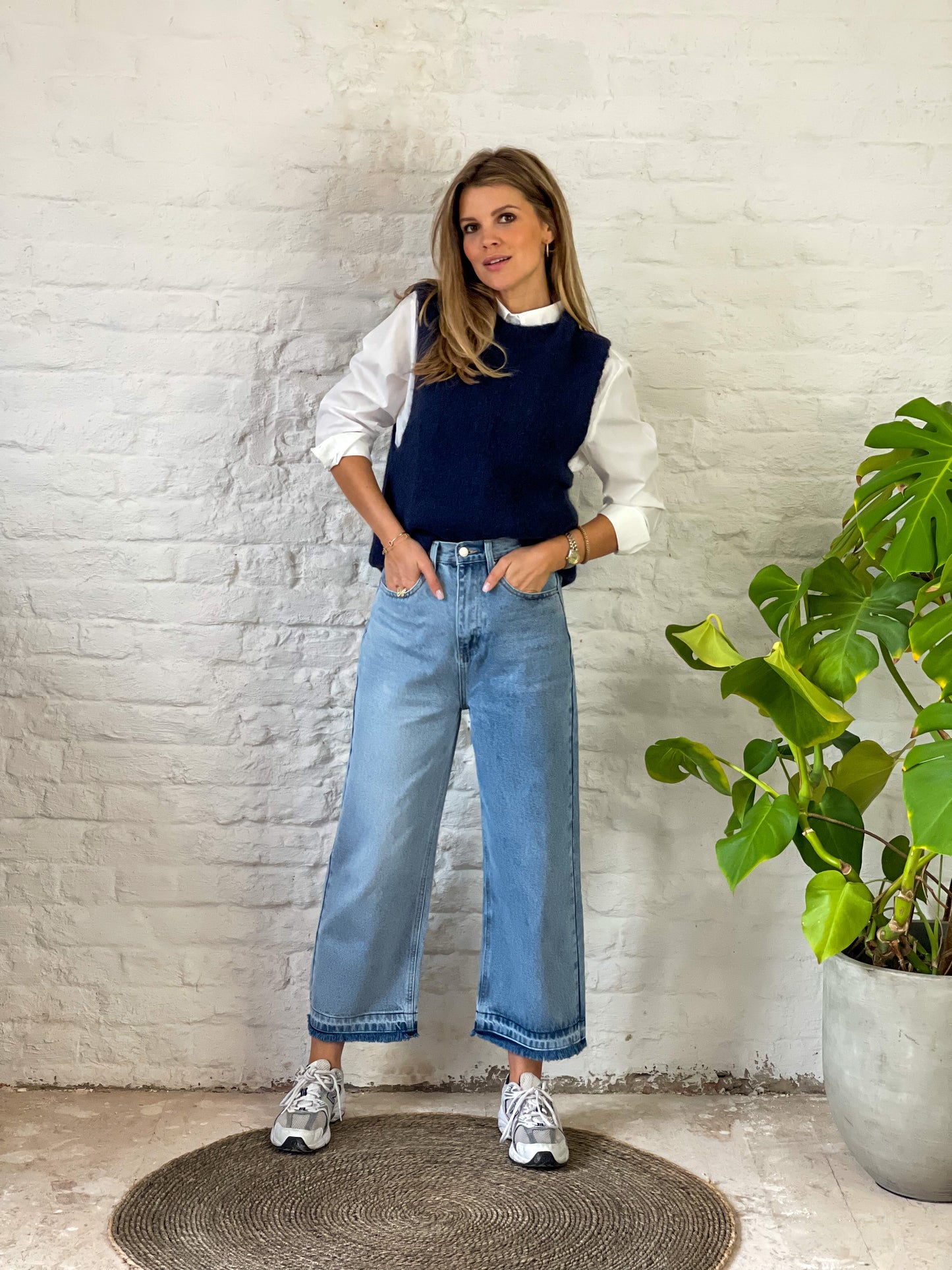 Vince hi-rise wide leg jeans