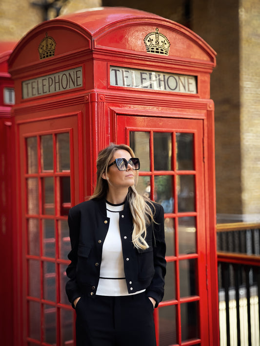 Larissa bomber jas zwart